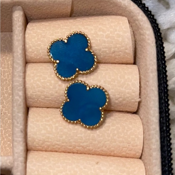 Jewelry - Blue Gemstone & 18K Gold Clover Earrings